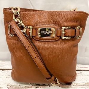 NEW Michael Kors Caramel tan Crossbody Gold chains shoulder strap satchel purse